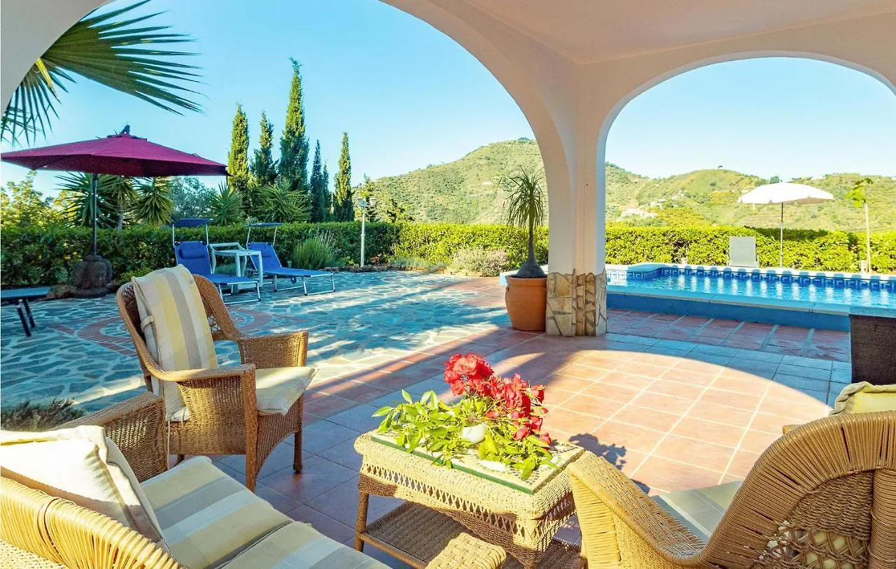 Hébergement de vacances Awesome Home In Competa With Wifi