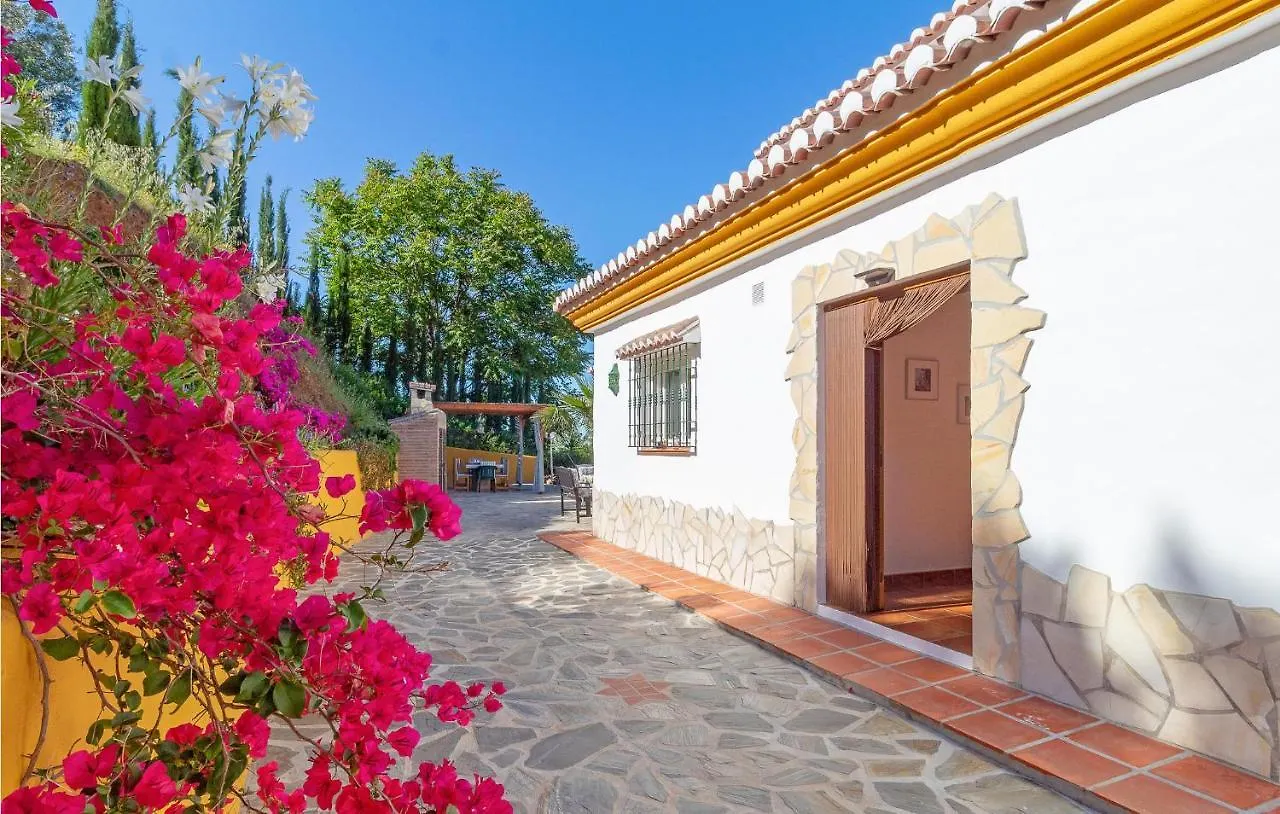 Hébergement de vacances Awesome Home In Competa With Wifi